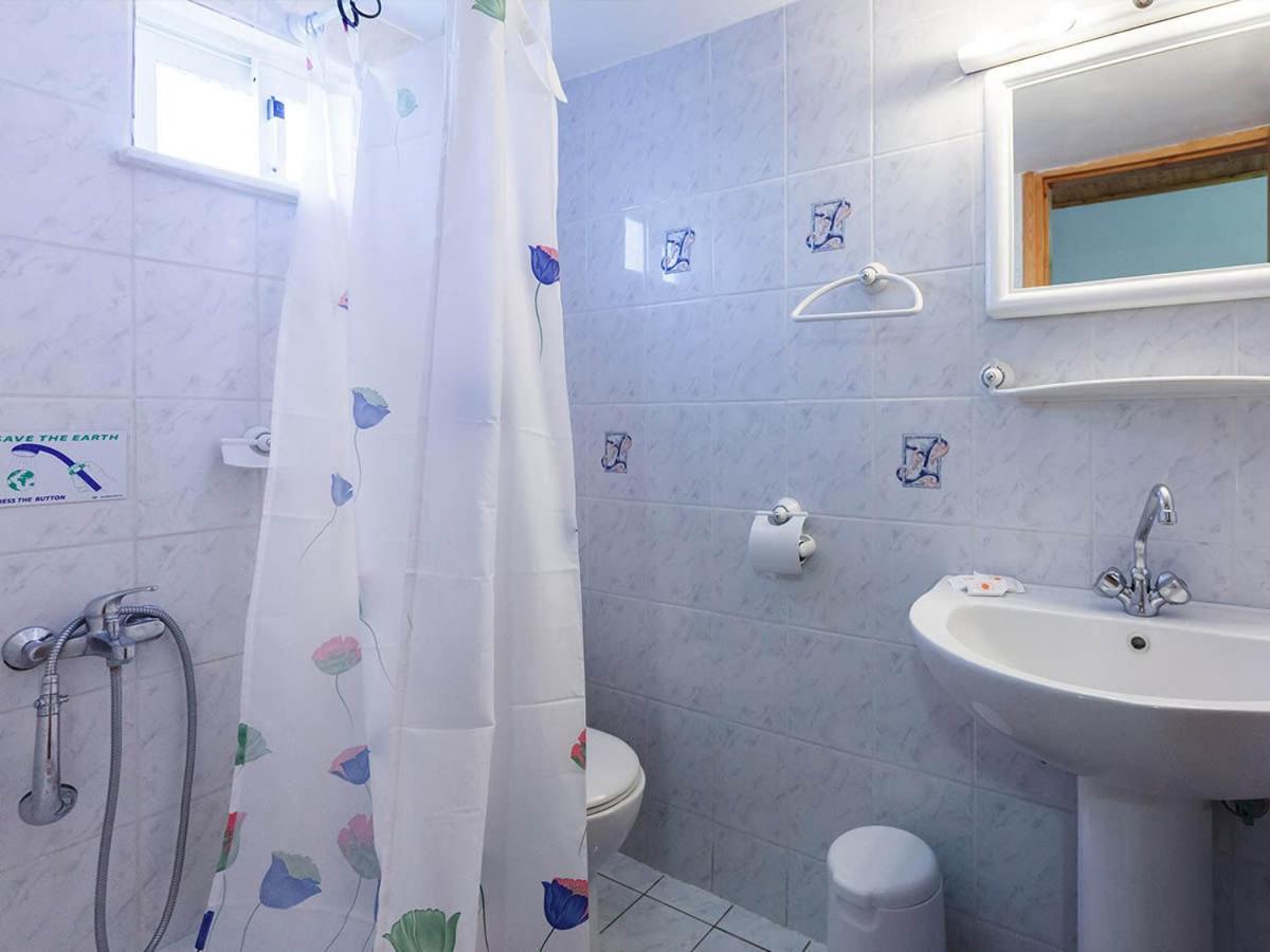 Cottonclub Villas تولو المظهر الخارجي الصورة